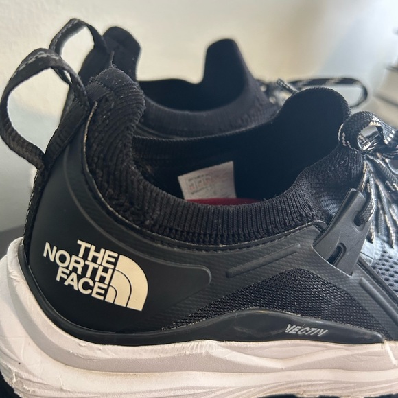 The North Face VECTIV Women’s Trail Running Shoes - Picture 2 of 10